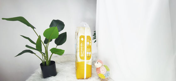 Fabryka OEM Producent komfortowych materiałów Pielucha dla niemowląt z jednorazową pieluchą dla niemowląt Softcare